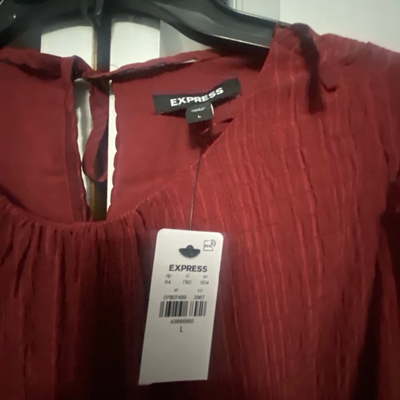 Dress - Picture 3 of 4